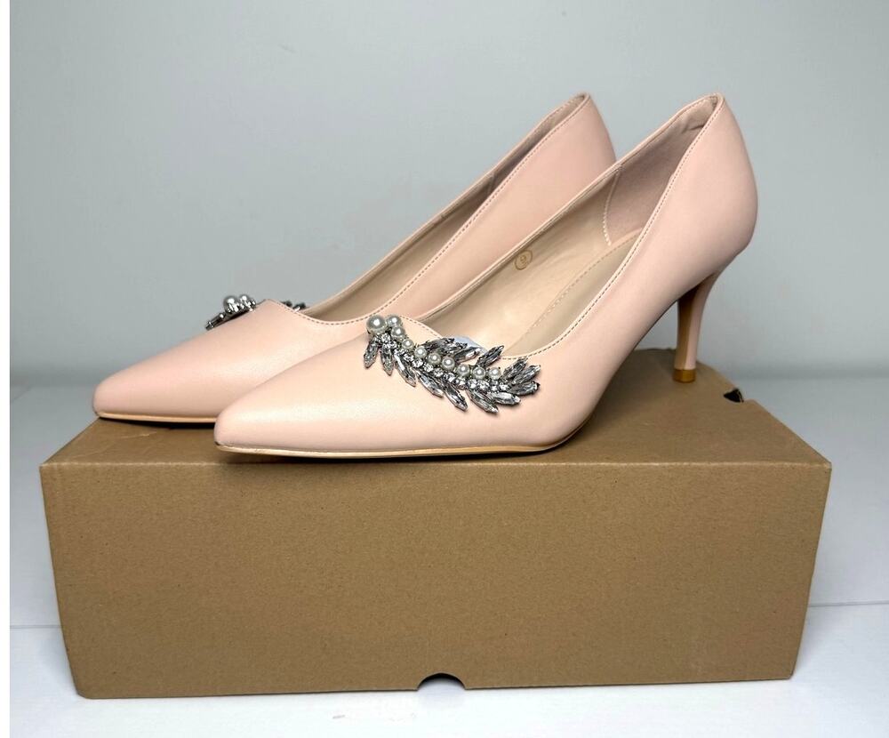 Rhinestone Beige Heels Womens 9 NWOB